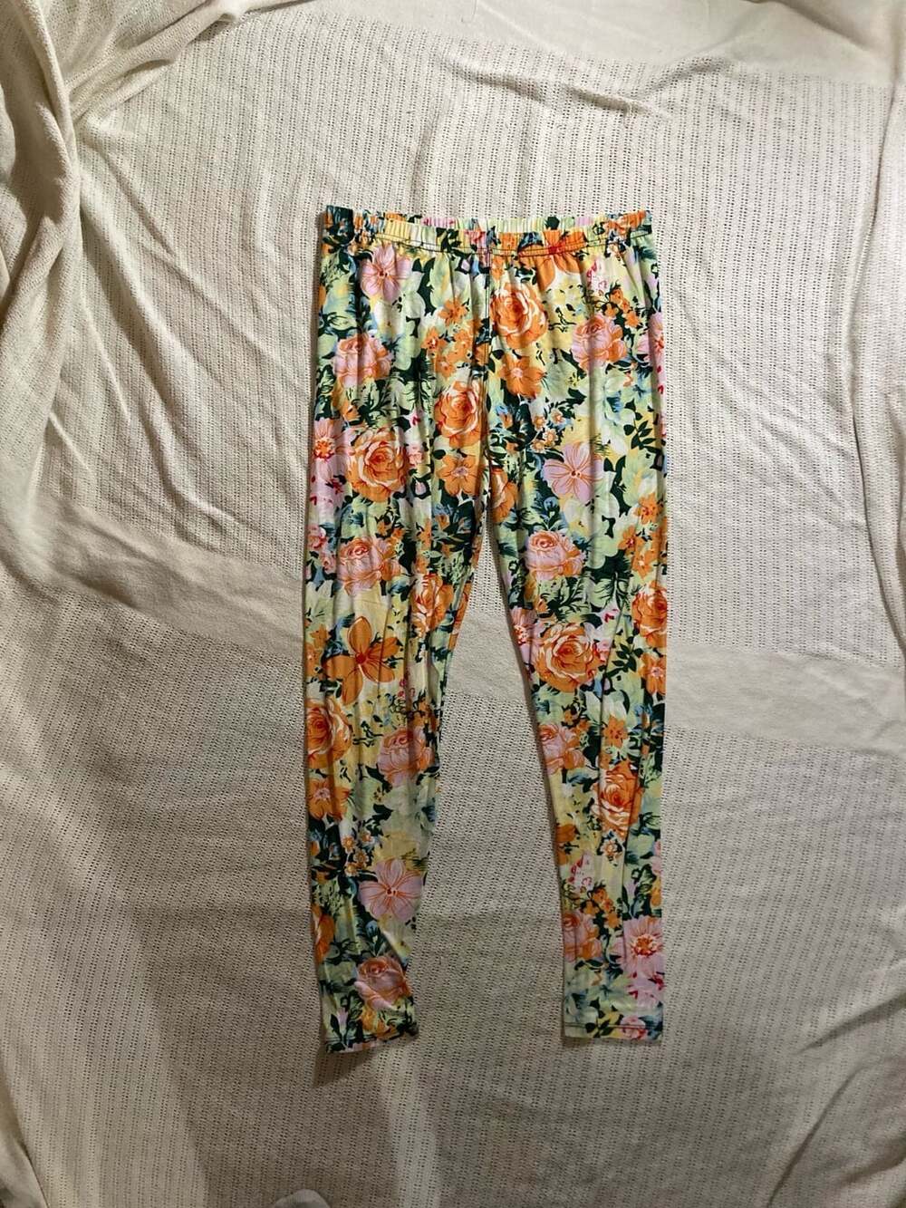 Lildy Super Soft Floral Leggings
